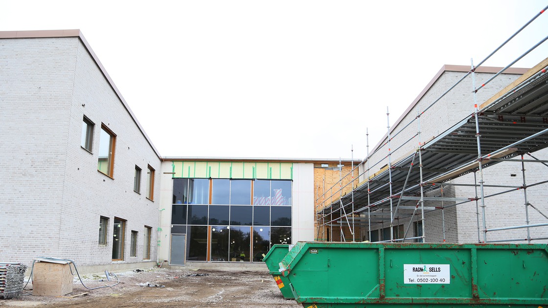 Norra fasaden på Baggeboskolan.