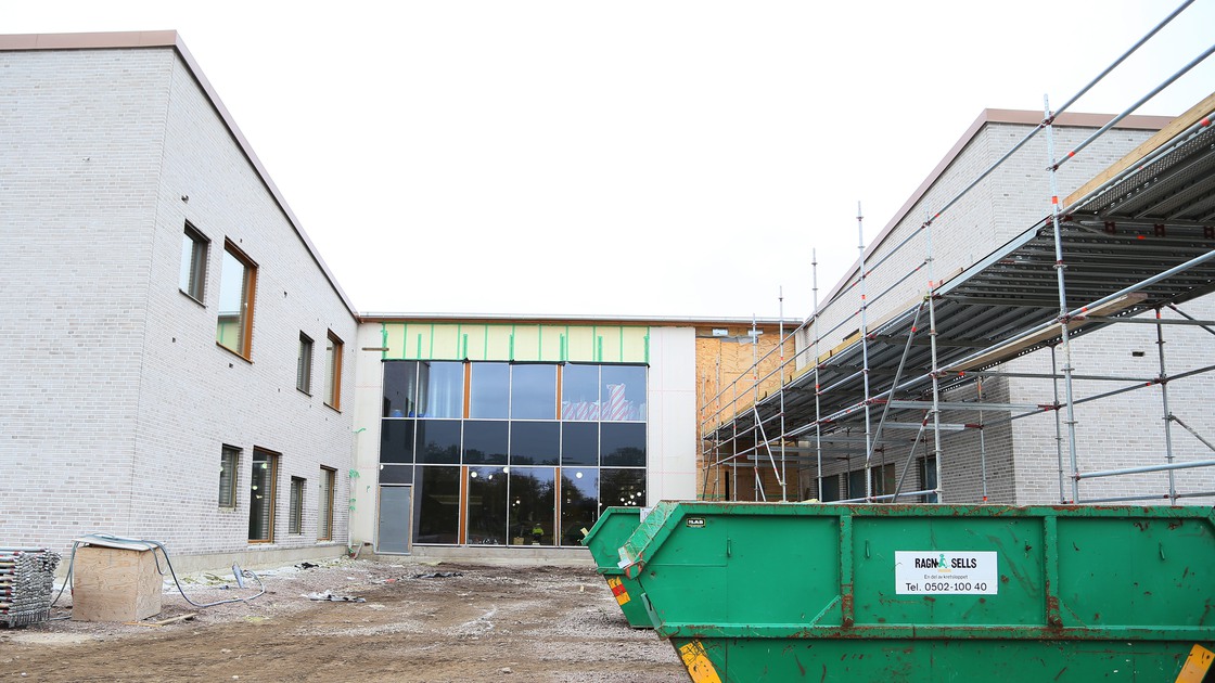 Norra fasaden på Baggeboskolan.