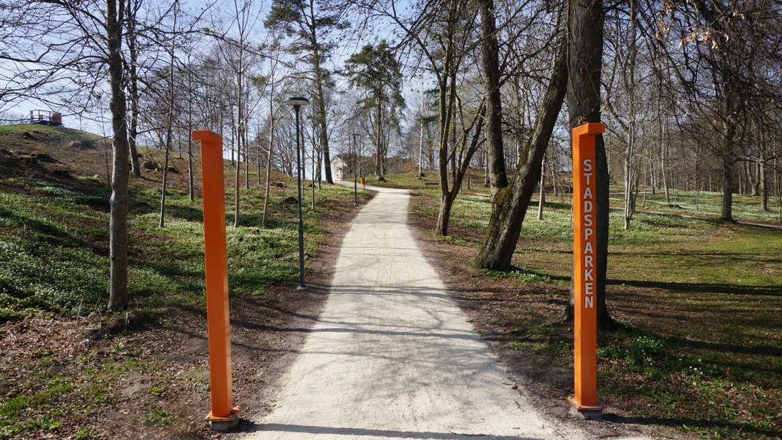 Entré till stadsparken.