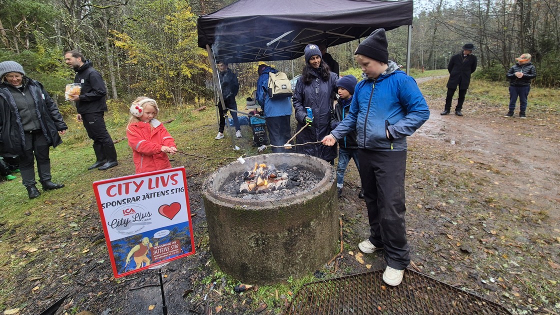 Invigning av Jättens stig på Rankås friluftsområde den 30 oktober 2025.