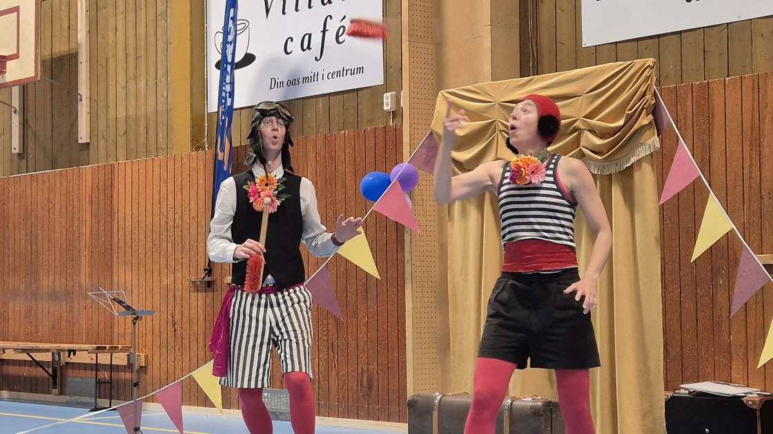 Cirkusdag i Tibro sporthall med Cirkus Trattofon 7 juli 2026.